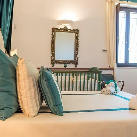 Masseria Santo Stefano Relais&charming House 게스트하우스 콘베르사노