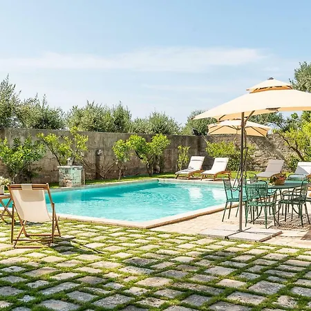 Masseria Santo Stefano Relais&charming House 4* 콘베르사노